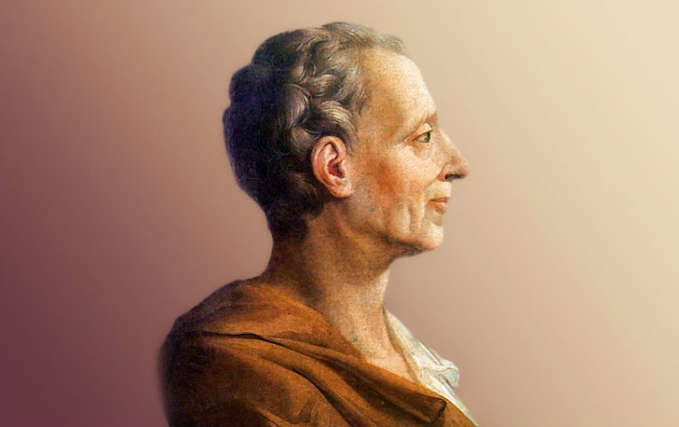 Que teoria os estadunidenses Alexander Hamilton e James Madison formularam a partir dessa crítica de Montesquie?